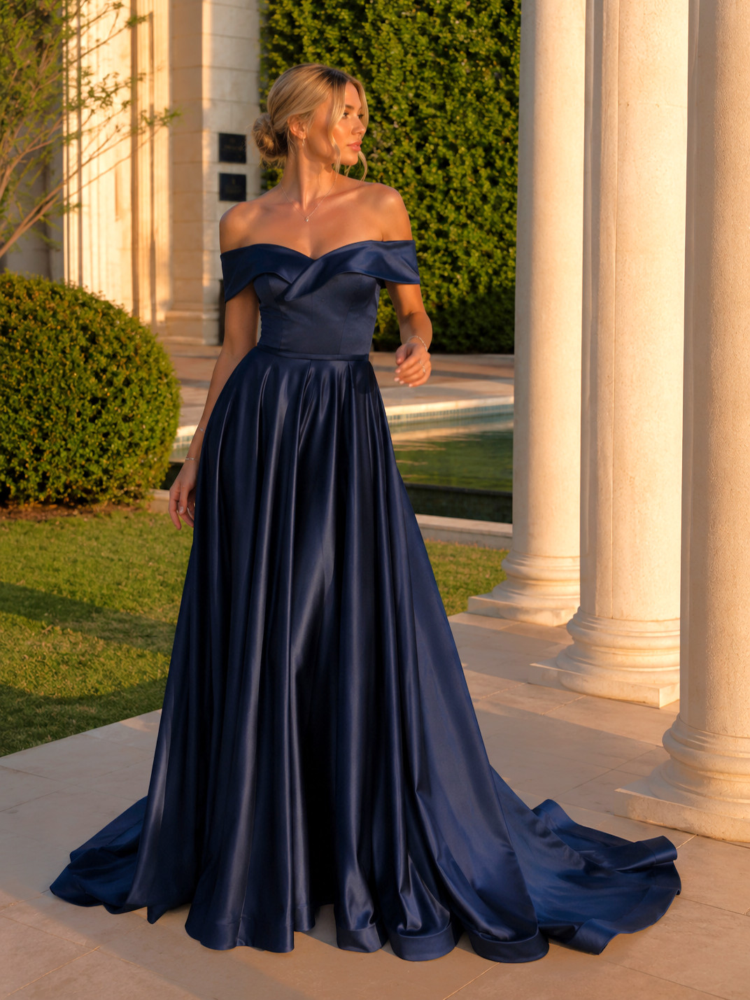 Diva Dark Blue
